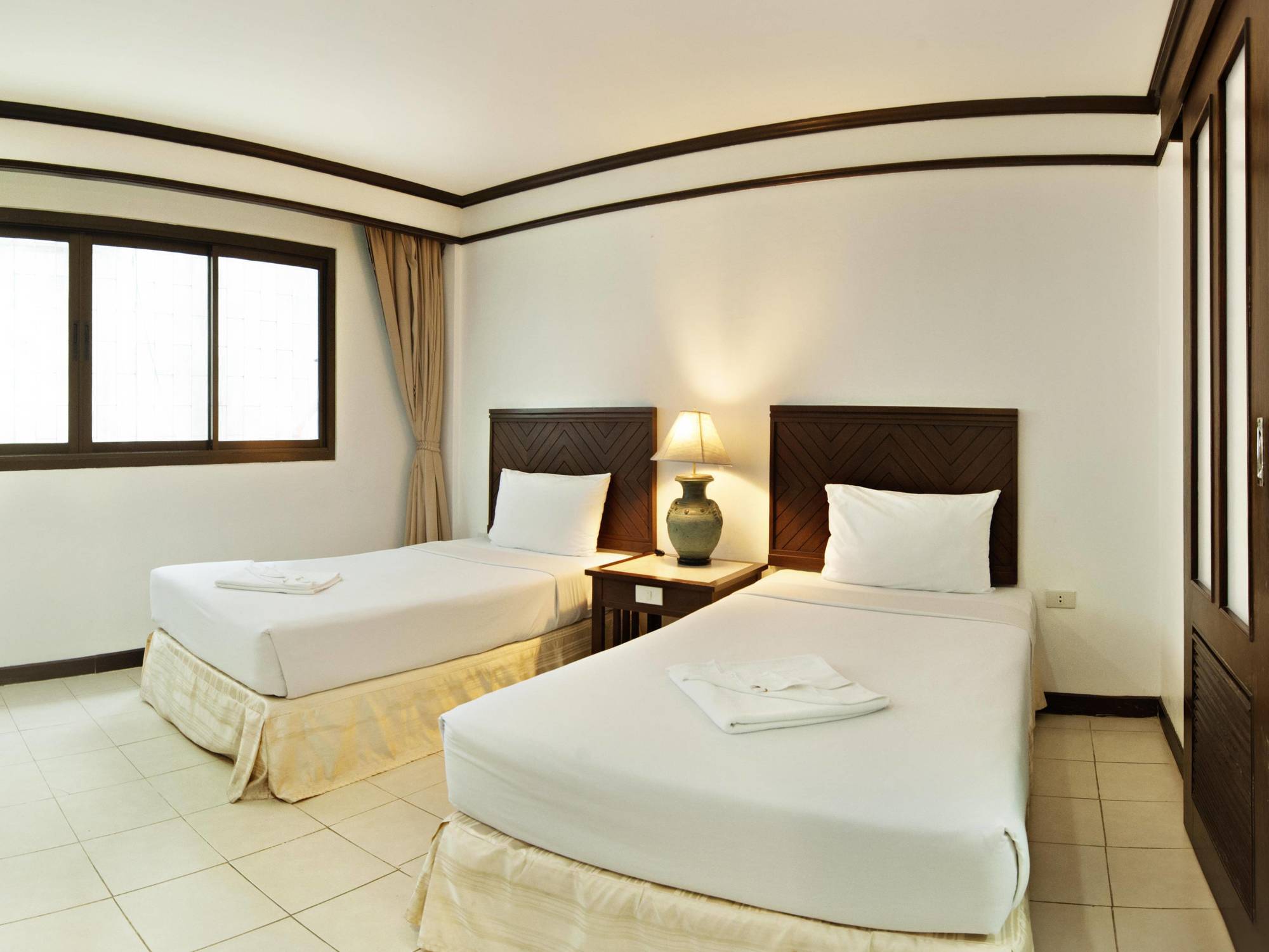 Hotel Rattana Mansion Phuket Zewnętrze zdjęcie