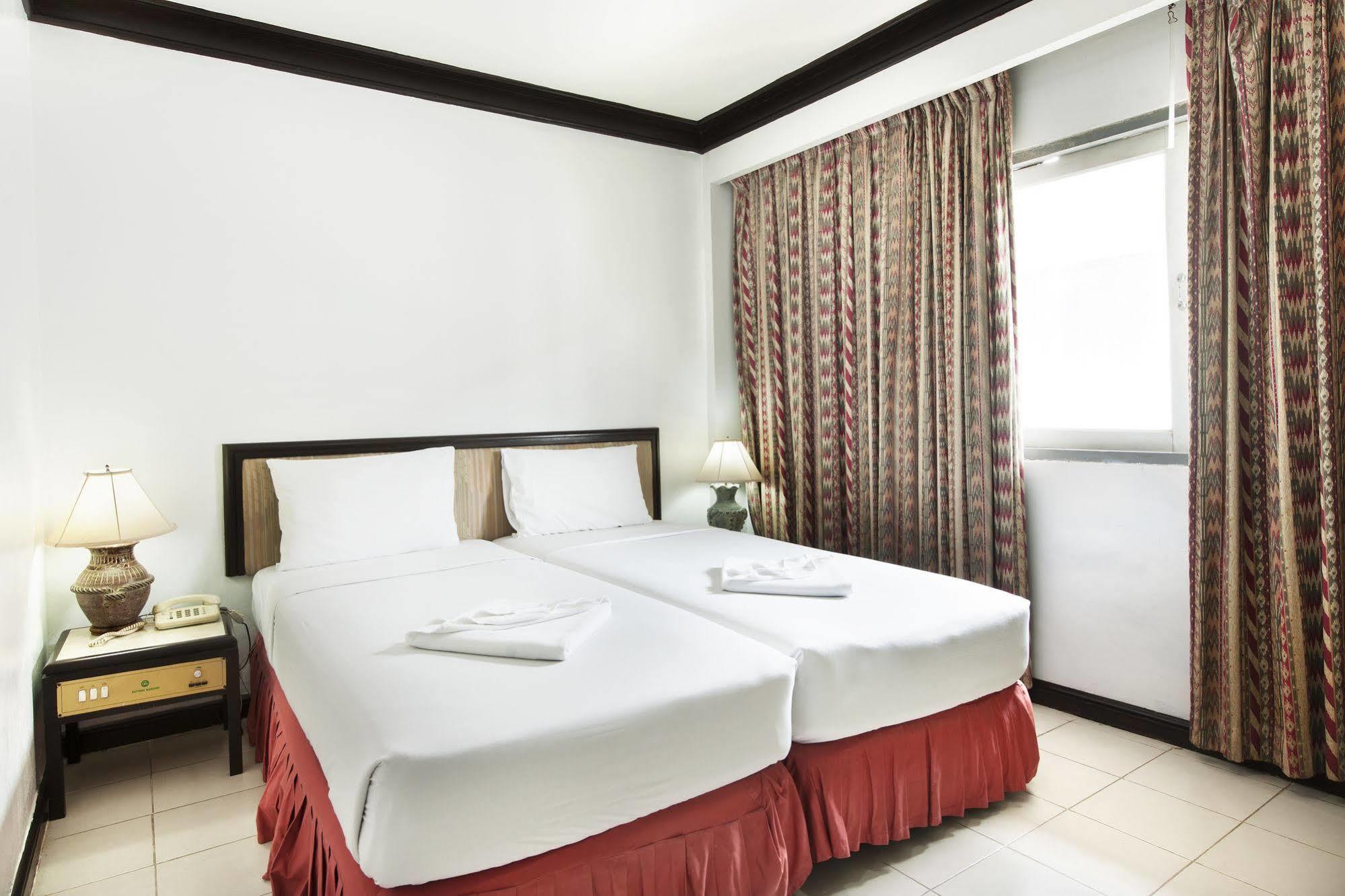 Hotel Rattana Mansion Phuket Zewnętrze zdjęcie